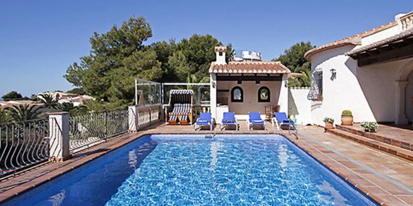 Villa mit Swimming Pool